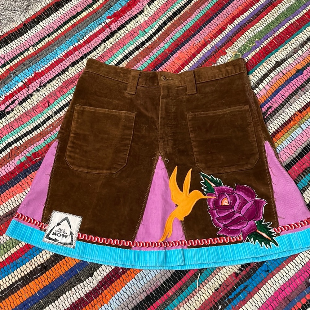 Hippie vintage mini skirt in large